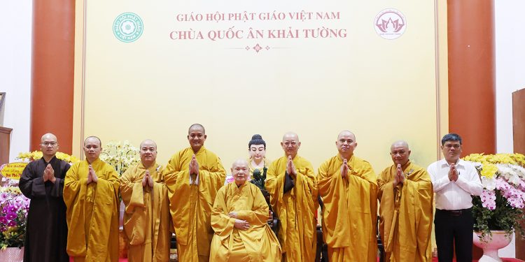 Ban Trị sự Phật giáo tỉnh Tây Ninh khánh tuế Hòa thượng Chủ tịch