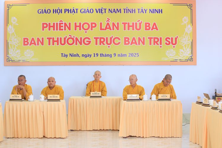 Ban Thường trực BTS GHPGVN tỉnh Tây Ninh họp lệ lần 3  tổng kết hoạt động Phật sự tháng 7 và triển khai hoạt động Phật sự mới