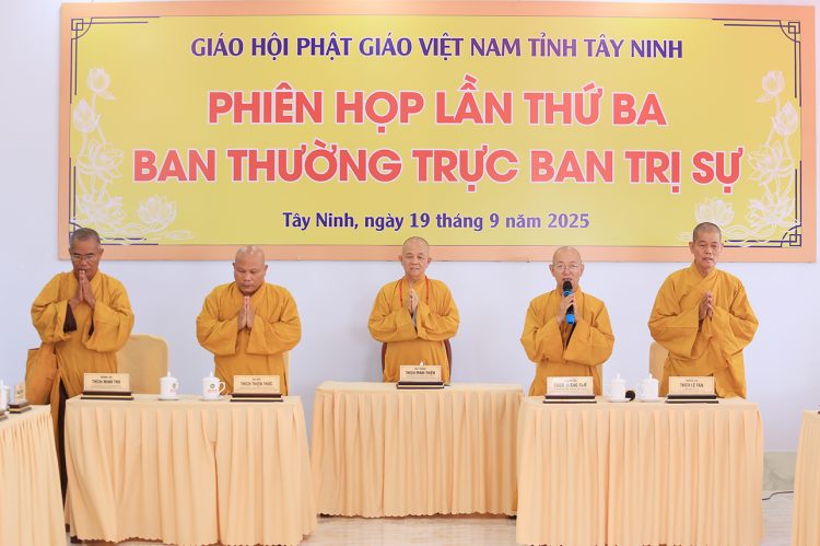 Ban Thường trực BTS GHPGVN tỉnh Tây Ninh họp lệ lần 3  tổng kết hoạt động Phật sự tháng 7 và triển khai hoạt động Phật sự mới