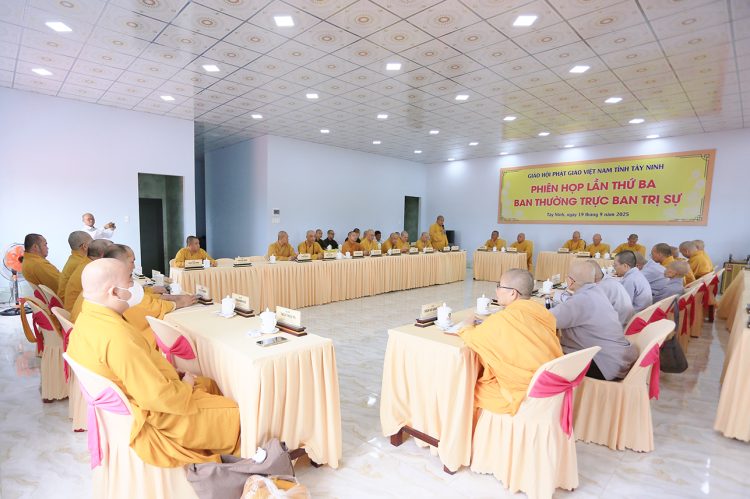Ban Thường trực BTS GHPGVN tỉnh Tây Ninh họp lệ lần 3  tổng kết hoạt động Phật sự tháng 7 và triển khai hoạt động Phật sự mới