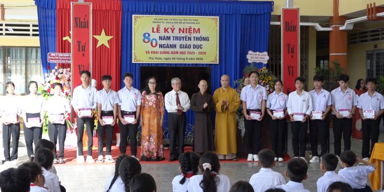 Trường Tiểu học – THCS – THPT Bồ Đề Phương Duy khai giảng năm học mới