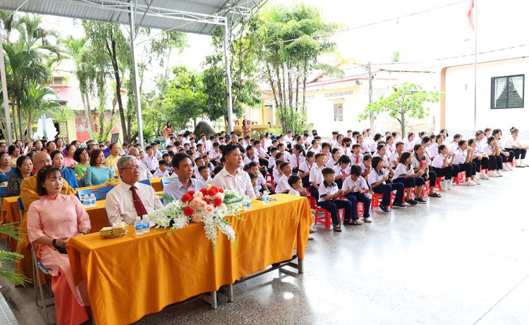 Trường Tiểu học – THCS – THPT Bồ Đề Phương Duy khai giảng năm học mới