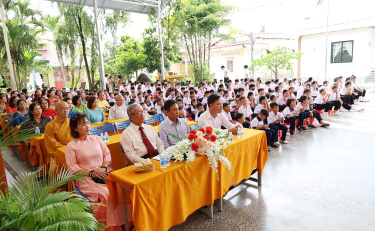 Trường Tiểu học – THCS – THPT Bồ Đề Phương Duy khai giảng năm học mới