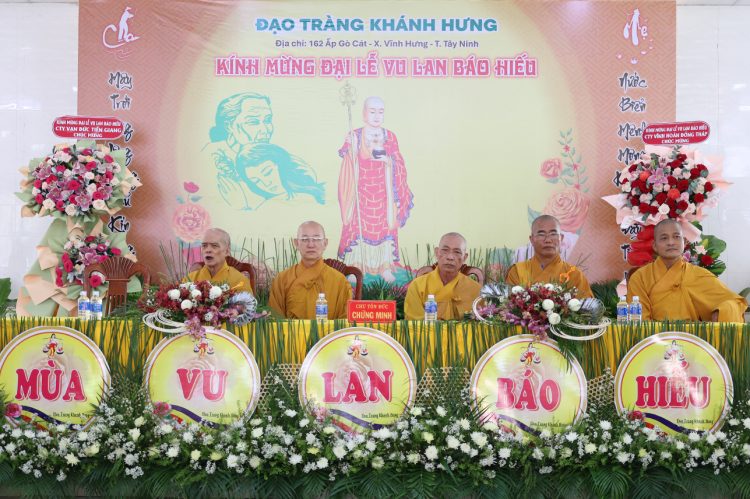Vĩnh Hưng: Đạo tràng Khánh Hưng trang nghiêm tổ chức Đại lễ Vu Lan Báo Hiếu PL.2569 – DL. 2025