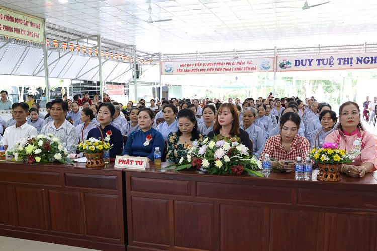 Vĩnh Hưng: Đạo tràng Khánh Hưng trang nghiêm tổ chức Đại lễ Vu Lan Báo Hiếu PL.2569 – DL. 2025