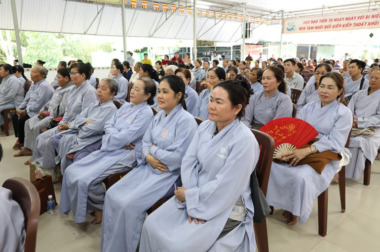Vĩnh Hưng: Đạo tràng Khánh Hưng trang nghiêm tổ chức Đại lễ Vu Lan Báo Hiếu PL.2569 – DL. 2025