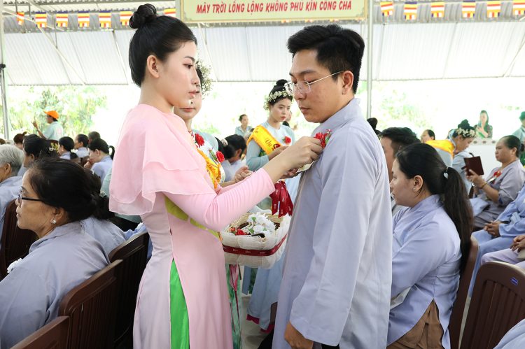 Vĩnh Hưng: Đạo tràng Khánh Hưng trang nghiêm tổ chức Đại lễ Vu Lan Báo Hiếu PL.2569 – DL. 2025