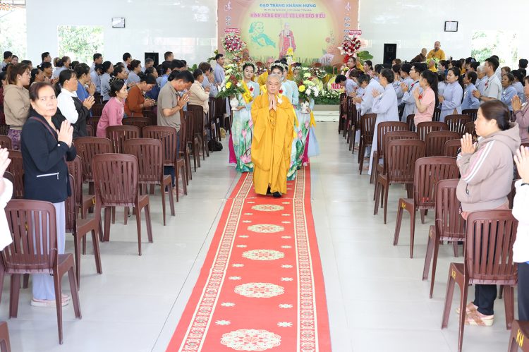 Vĩnh Hưng: Đạo tràng Khánh Hưng trang nghiêm tổ chức Đại lễ Vu Lan Báo Hiếu PL.2569 – DL. 2025