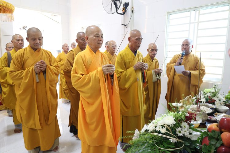 Vĩnh Hưng: Đạo tràng Khánh Hưng trang nghiêm tổ chức Đại lễ Vu Lan Báo Hiếu PL.2569 – DL. 2025