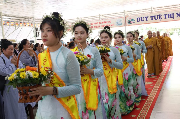 Vĩnh Hưng: Đạo tràng Khánh Hưng trang nghiêm tổ chức Đại lễ Vu Lan Báo Hiếu PL.2569 – DL. 2025