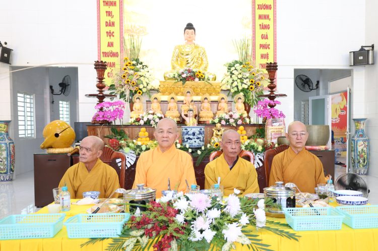 Vĩnh Hưng: Đạo tràng Khánh Hưng trang nghiêm tổ chức Đại lễ Vu Lan Báo Hiếu PL.2569 – DL. 2025