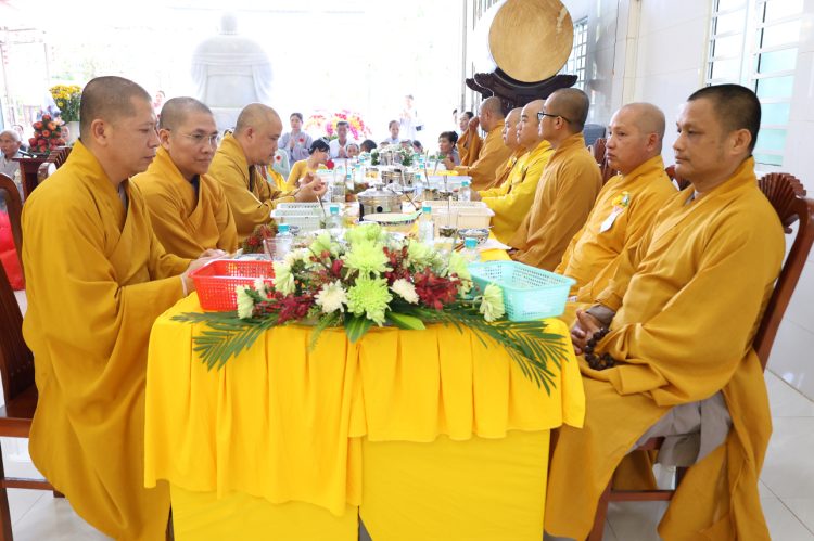 Vĩnh Hưng: Đạo tràng Khánh Hưng trang nghiêm tổ chức Đại lễ Vu Lan Báo Hiếu PL.2569 – DL. 2025