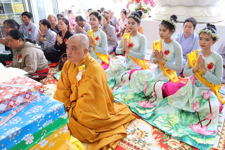 Vĩnh Hưng: Đạo tràng Khánh Hưng trang nghiêm tổ chức Đại lễ Vu Lan Báo Hiếu PL.2569 – DL. 2025