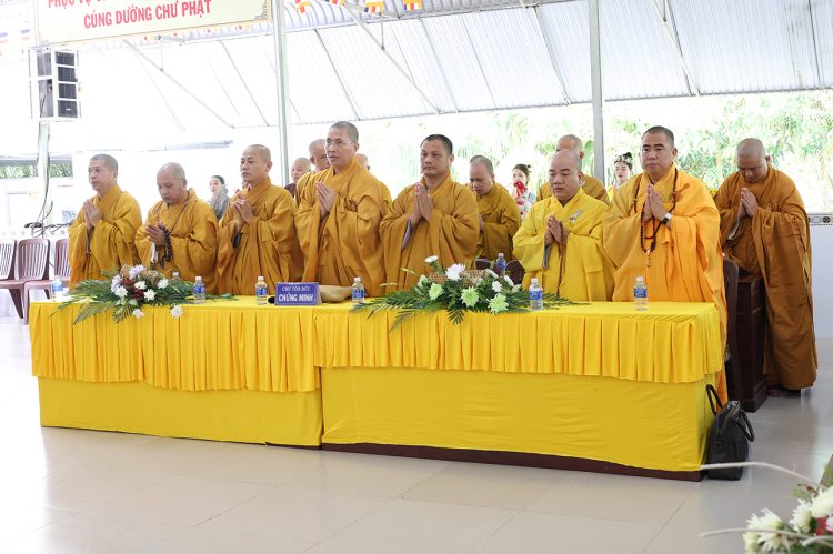 Vĩnh Hưng: Đạo tràng Khánh Hưng trang nghiêm tổ chức Đại lễ Vu Lan Báo Hiếu PL.2569 – DL. 2025