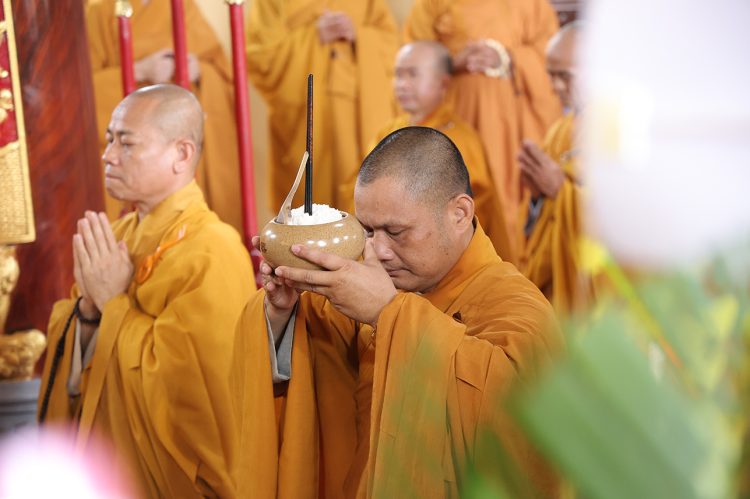 Tổ đình Chùa Kim Cang trang nghiêm tổ chức Lễ Húy Nhựt Cố HT. Thích Tắc Ngộ và lễ Vu Lan