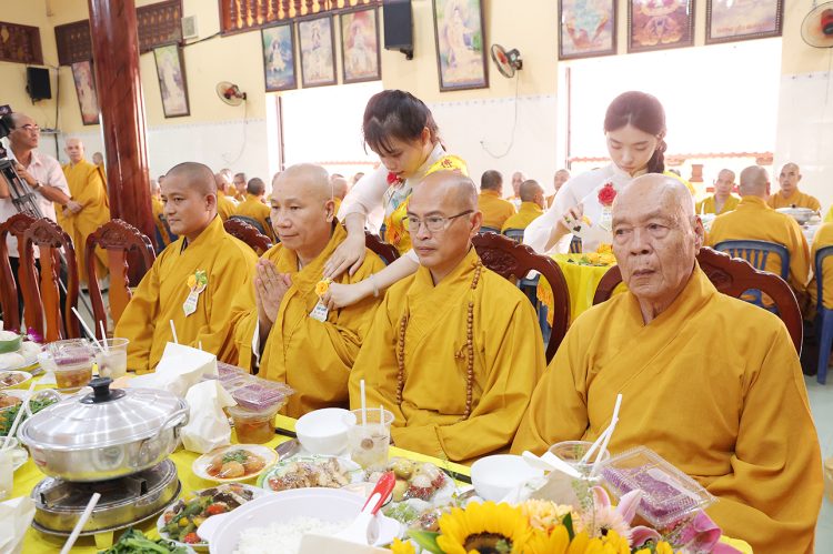 Tổ đình Chùa Kim Cang trang nghiêm tổ chức Lễ Húy Nhựt Cố HT. Thích Tắc Ngộ và lễ Vu Lan