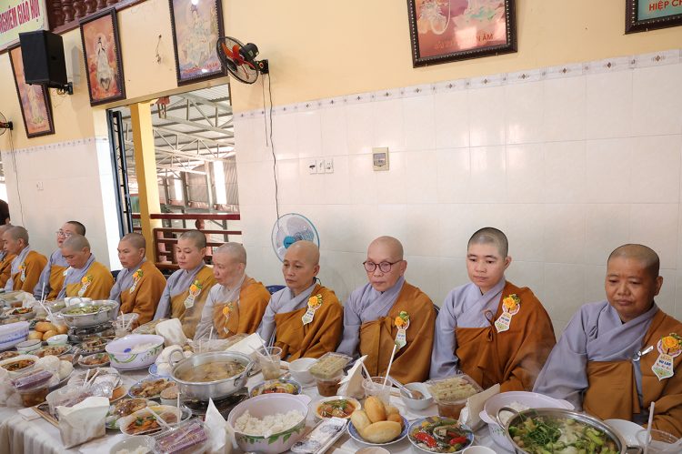 Tổ đình Chùa Kim Cang trang nghiêm tổ chức Lễ Húy Nhựt Cố HT. Thích Tắc Ngộ và lễ Vu Lan