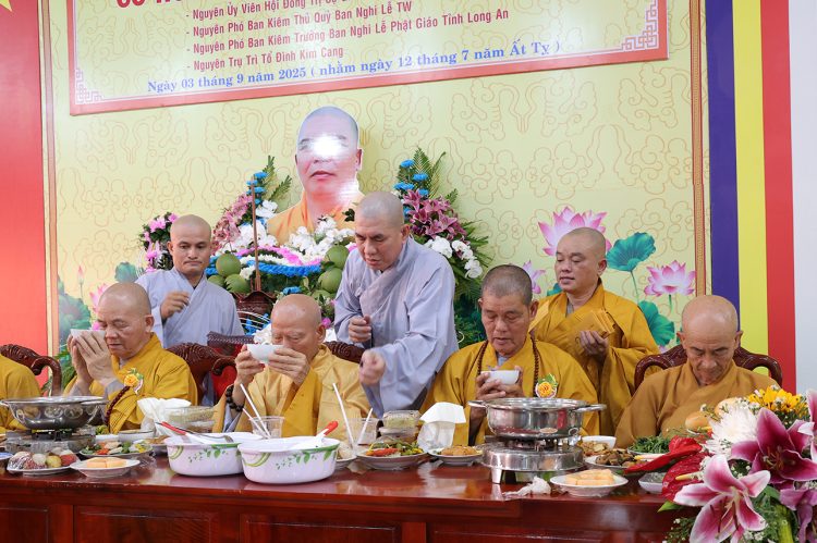Tổ đình Chùa Kim Cang trang nghiêm tổ chức Lễ Húy Nhựt Cố HT. Thích Tắc Ngộ và lễ Vu Lan
