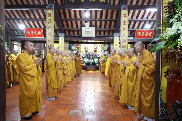 Chùa Tôn Thạnh trang nghiêm tổ chức Đại Lễ Vu Lan Báo Hiếu Và Huý Kỵ Cố HT. Thích Tắc Ngộ Lần Thứ 8