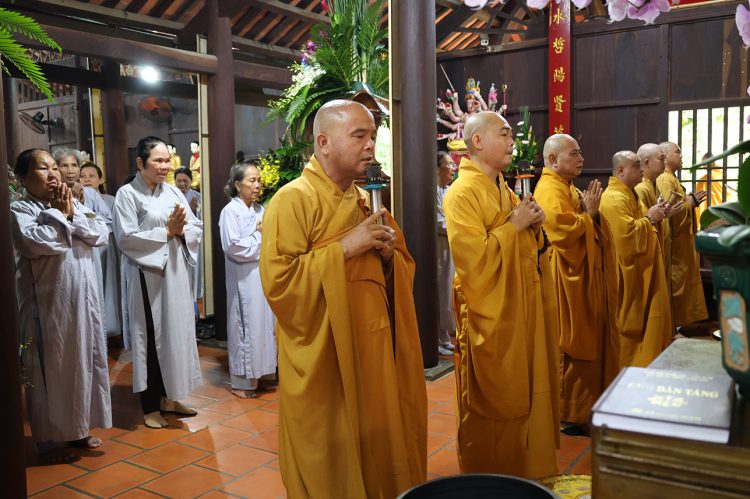 Chùa Tôn Thạnh trang nghiêm tổ chức Đại Lễ Vu Lan Báo Hiếu Và Huý Kỵ Cố HT. Thích Tắc Ngộ Lần Thứ 8