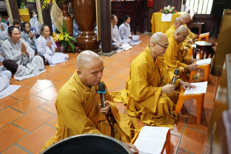 Chùa Tôn Thạnh trang nghiêm tổ chức Đại Lễ Vu Lan Báo Hiếu Và Huý Kỵ Cố HT. Thích Tắc Ngộ Lần Thứ 8