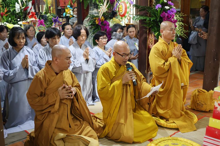 Chùa Tôn Thạnh trang nghiêm tổ chức Đại Lễ Vu Lan Báo Hiếu Và Huý Kỵ Cố HT. Thích Tắc Ngộ Lần Thứ 8