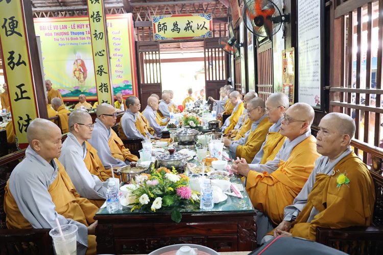 Chùa Tôn Thạnh trang nghiêm tổ chức Đại Lễ Vu Lan Báo Hiếu Và Huý Kỵ Cố HT. Thích Tắc Ngộ Lần Thứ 8