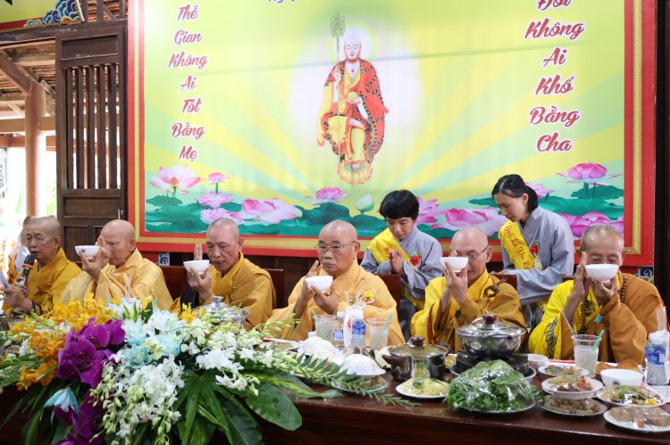 Chùa Tôn Thạnh trang nghiêm tổ chức Đại Lễ Vu Lan Báo Hiếu Và Huý Kỵ Cố HT. Thích Tắc Ngộ Lần Thứ 8