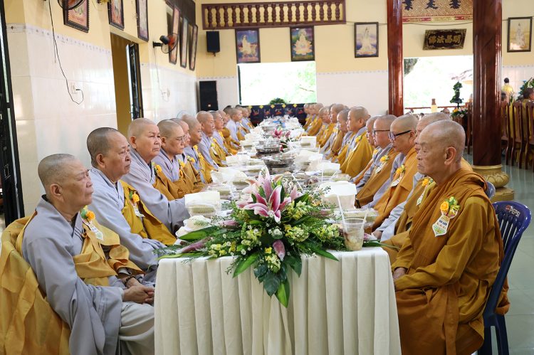 Tổ đình Chùa Kim Cang trang nghiêm tổ chức Lễ Húy Nhựt Cố HT. Thích Tắc Ngộ và lễ Vu Lan