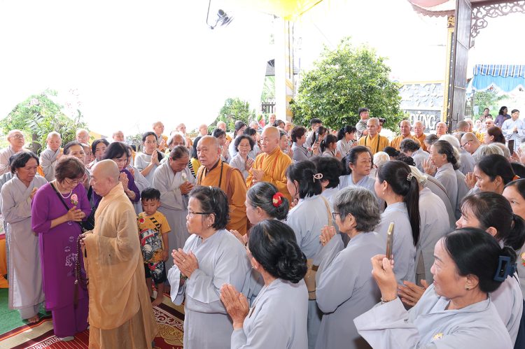  Chùa Phật Quang, xã Tân Lân trang nghiêm Đại Lễ Vu Lan Thắng Hội ( Pl 2569 – Dl 2025)