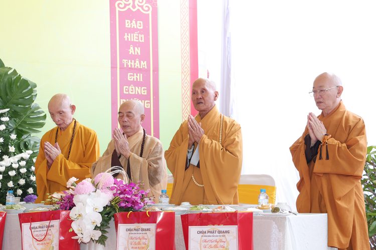  Chùa Phật Quang, xã Tân Lân trang nghiêm Đại Lễ Vu Lan Thắng Hội ( Pl 2569 – Dl 2025)