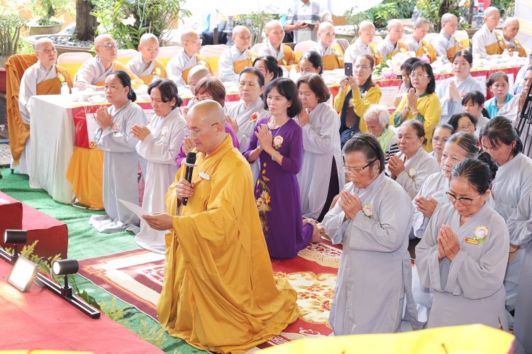  Chùa Phật Quang, xã Tân Lân trang nghiêm Đại Lễ Vu Lan Thắng Hội ( Pl 2569 – Dl 2025)