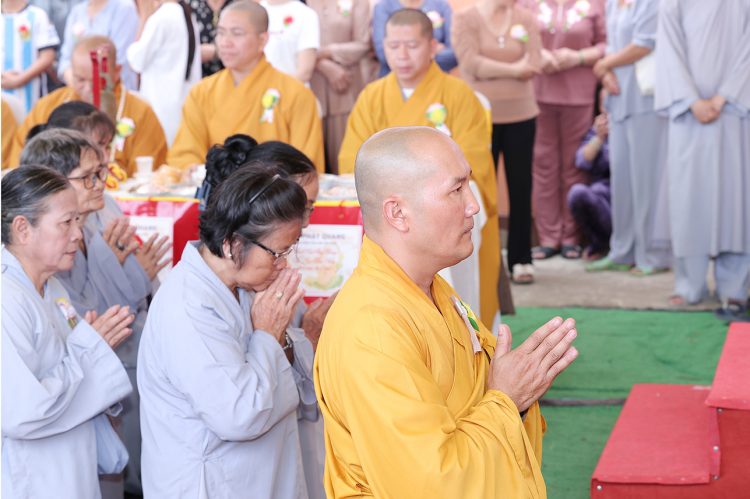  Chùa Phật Quang, xã Tân Lân trang nghiêm Đại Lễ Vu Lan Thắng Hội ( Pl 2569 – Dl 2025)