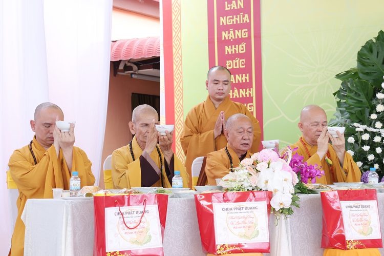  Chùa Phật Quang, xã Tân Lân trang nghiêm Đại Lễ Vu Lan Thắng Hội ( Pl 2569 – Dl 2025)