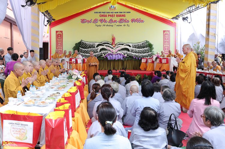  Chùa Phật Quang, xã Tân Lân trang nghiêm Đại Lễ Vu Lan Thắng Hội ( Pl 2569 – Dl 2025)