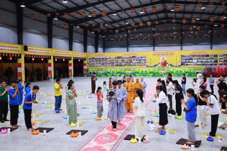 Chùa Pháp Minh tổ chức đêm thiền trà, chủ đề “Ơn nghĩa sinh Thành” năm 2025