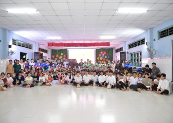 Thủ Thừa: Đêm Hội Trung Thu 2025 tại Trường TH-THCS-THPT Bồ Đề Phương Duy, Chùa Long Thạnh