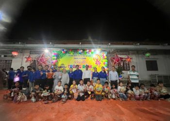 Tây Ninh: Đêm hội Trăng rằm đầy ấp tình thương tại chùa An Châu, xã An Lục Long