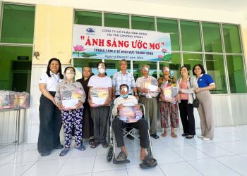 Tổ đình Kim Cang – Cty Vĩnh Hoàn mỗ mắt tại BV Thanh Bình Đồng Tháp.