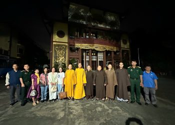 Phật giáo tỉnh Tây Ninh cùng Bộ Chỉ huy Quân sự tỉnh chia sẻ 1550 phần quà đến đồng bào miền trung sau bão, lụt