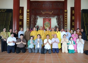 Ban Trị sự GHPGVN tỉnh Tây Ninh phối hợp cùng Bộ đội Biên phòng tỉnh Tây Ninh tổ chức trao tặng 111 phần quà đến bà con