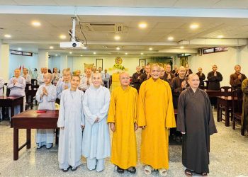 Tây Ninh: Tăng Ni sinh Khóa I Trường Trung cấp Phật học tỉnh bước vào buổi học đầu tiên của học kỳ II