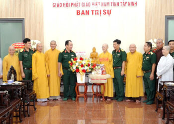 Bộ Chỉ Huy Quân Sự tỉnh Tây Ninh thăm và chúc mừng Đại Lễ Phật Đản Ban Trị Sự Giáo hội Phật giáo Việt Nam tỉnh
