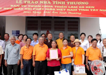 Mỹ Hạnh: Ban Trị sự tỉnh tổ chức lễ trao tặng căn nhà mái ấm tình thương tại xã Mỹ Hạnh.