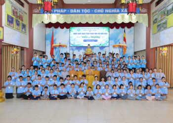 Long An: Hàng trăm bạn trẻ hân hoan trở về chùa Thiên Châu bước vào ngày đầu tiên của Khóa tu mùa hè 2026: “Hội ngộ và Định tâm”