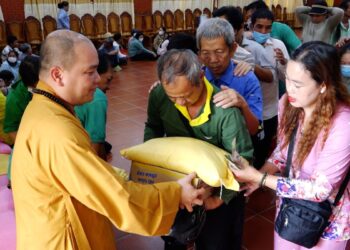 Tây Ninh: Tịnh thất Liên Hoa trao 170 phần quà đến người khiếm thị và bà con khó khăn mùa Vu Lan