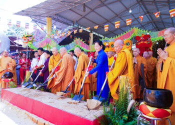 Tây Ninh: Trang nghiêm lễ đặt đá khởi công đại trùng tu chùa Quan Âm (chùa Lá)